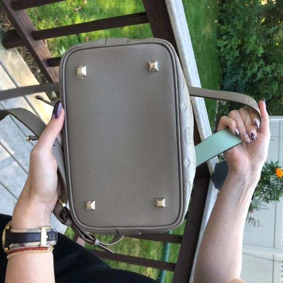 MCM Taupe Leather Essential Drawstring Shoulder Monogram Bag NWOT - Picture 6 of 8